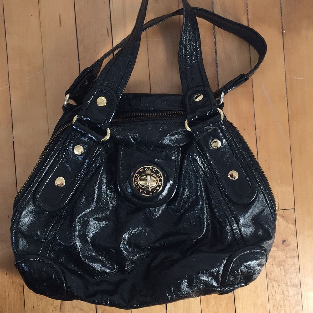 Marc by Marc Jacobs black patent leather bag - Picture 5 of 7